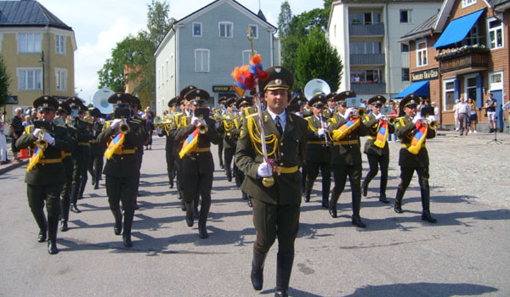 The Chants of Independence – How They Were Born