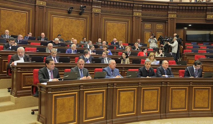 The parliament rejected the project of the declarations of the non-political forces about the governmental crisis