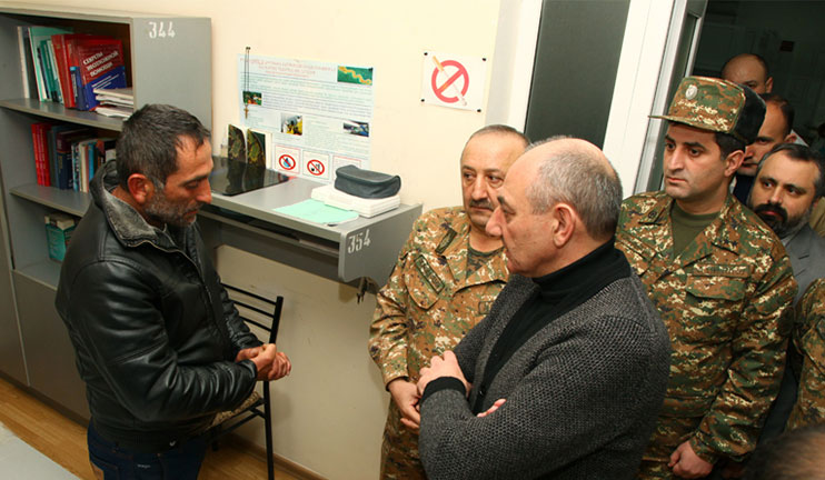 Bako Sahakyan and Seyran Ohanyan visited the recently wounded soldiers