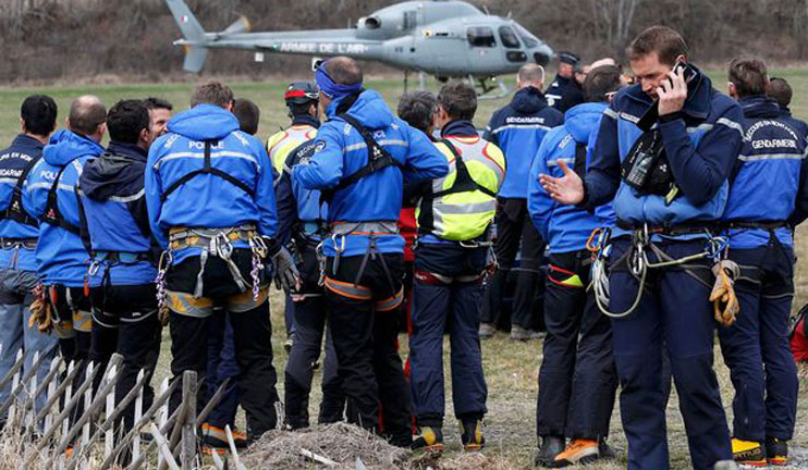 The search for the bodies of victims and plane debris continues in Alps, France