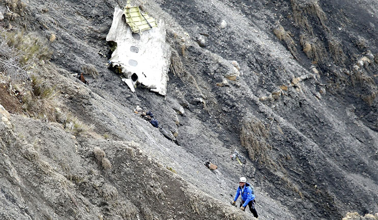 What was the role of the human factor in the plane crash of Germanwings Airlines