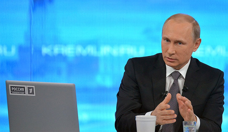 Putin answered the different questions of the people during a live broadcast