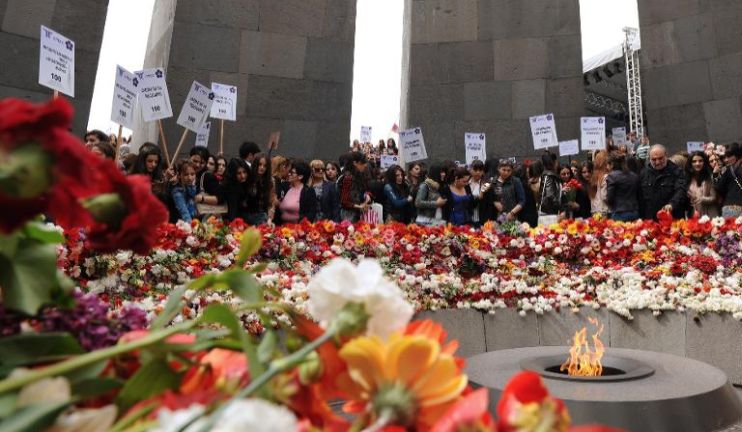 International TV channels broadcasted live the Tsitsernakabert ceremonies