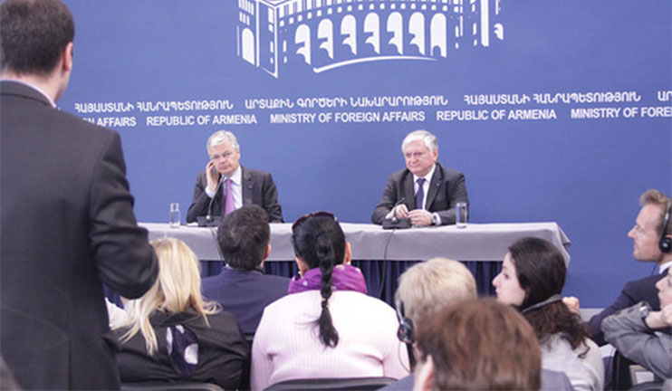 The Minister of Foreign Affairs of Belgium Didier Reynders is in Armenia