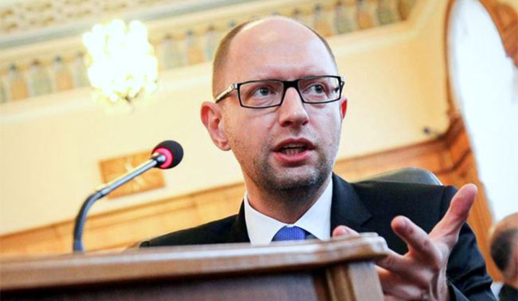 Arseniy Yatsenyuk blamed Moscow in violating the Minsk agreement