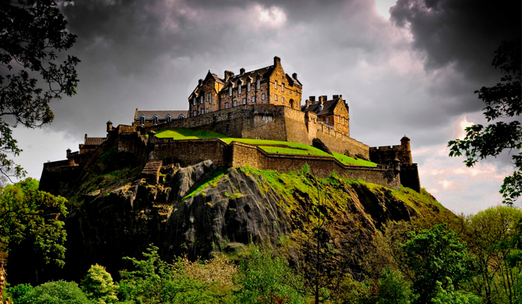 Talking monuments: Edinburgh Castle