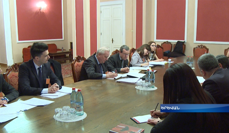 OSCE/ODIHR experts participate in Electoral Code discussion