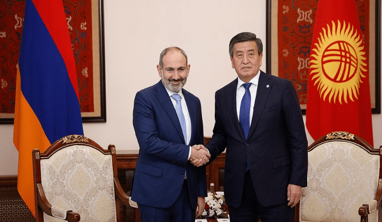 Nikol Pashinyan and Sooronbay Jeenbekov discussed situation in Armenia and Kyrgyzstan