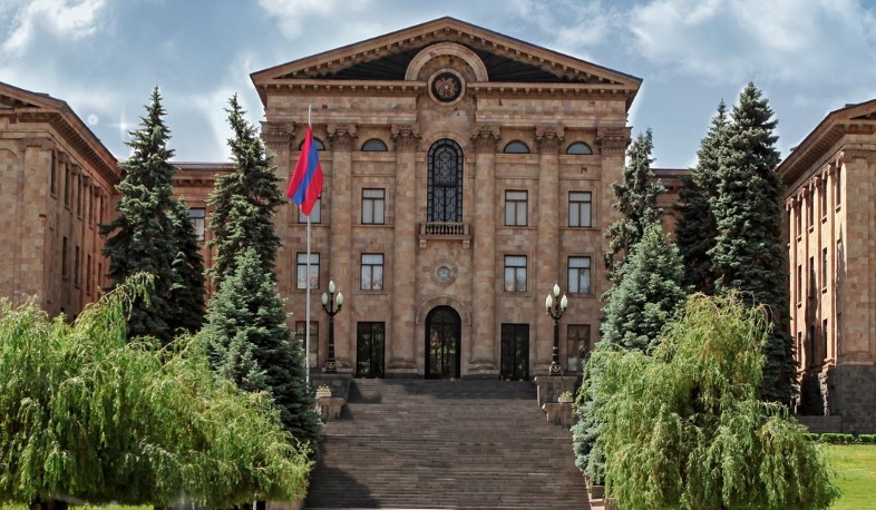 Խորհրդարանը վաղը արտահերթ նիստ կգումարի