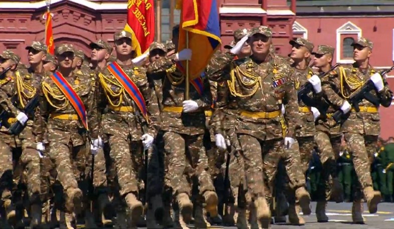 The Armenian military group marched through Moscow Red Square