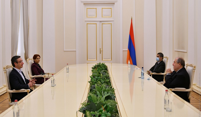 Armen Sarkissian had a meeting with the representatives of the Bright Armenia Party