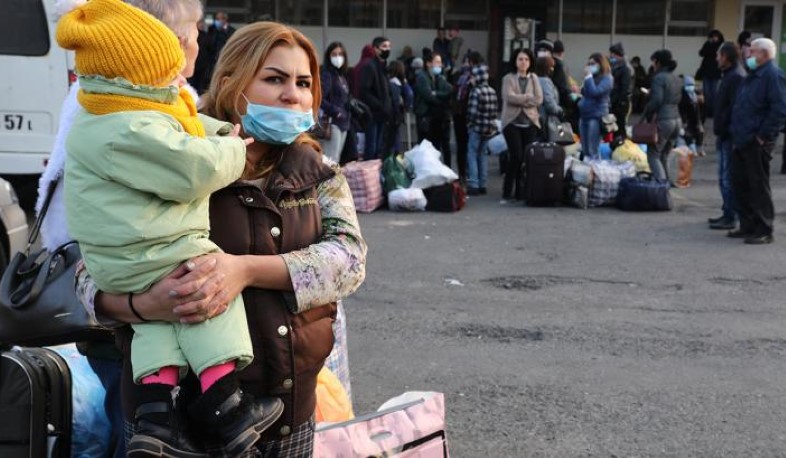 Правительство решает вопрос временного трудоустройства арцахцев, находящихся в Армении