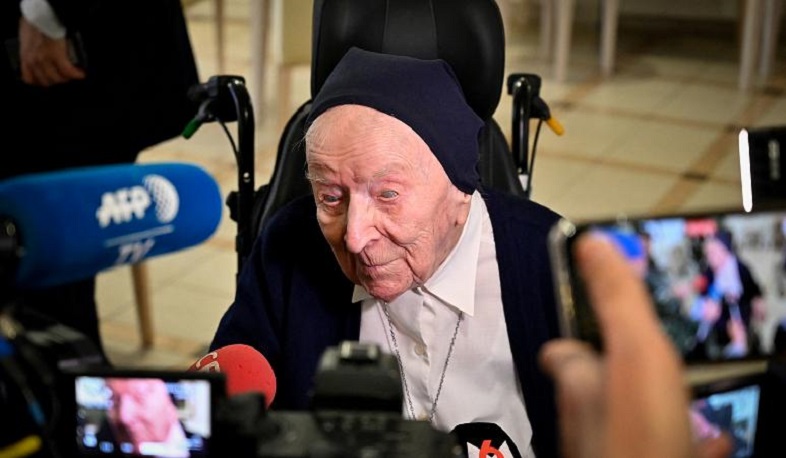 116-летняя жительница Франции бессимптомно перенесла ковид