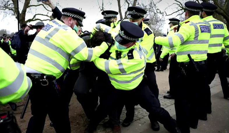 Anti-lockdown protesters scuffle with police in London