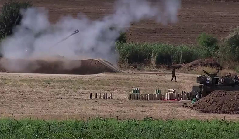 Israeli artillery pounds Gaza in 10th day of cross border fighting