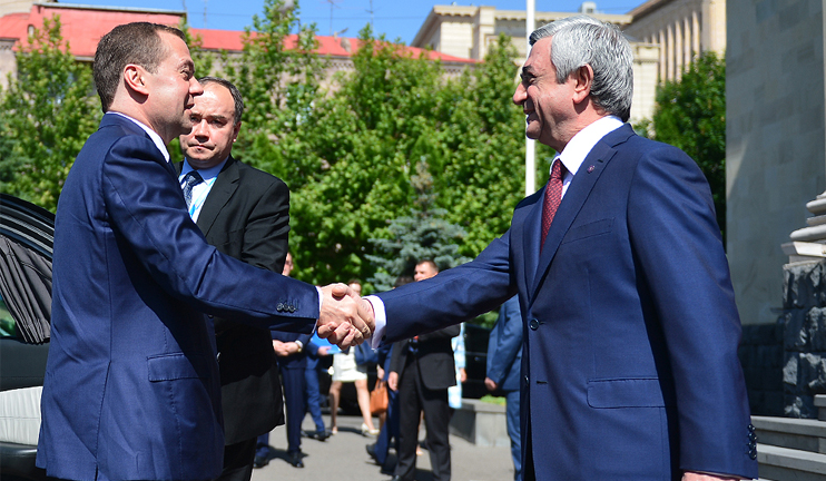 RA President Serzh  Sargsyan receives Russian Prime Minister Dmitry Medvedev