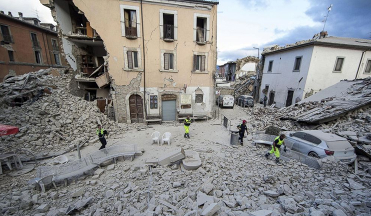 Central Italy earthquake death toll rises 247