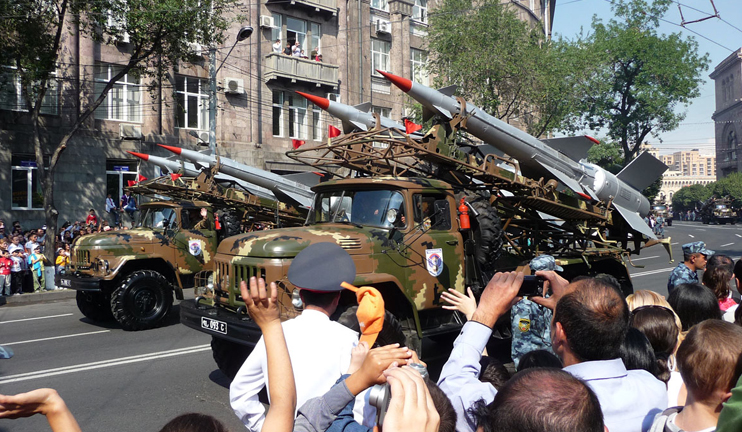 Security guarantor: 25th independence anniversary parade