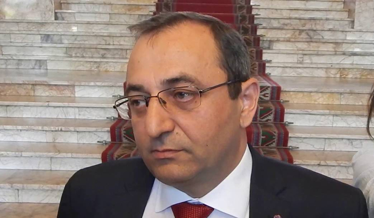 Artsvik Minasyan to no longer act as Minister of Economy