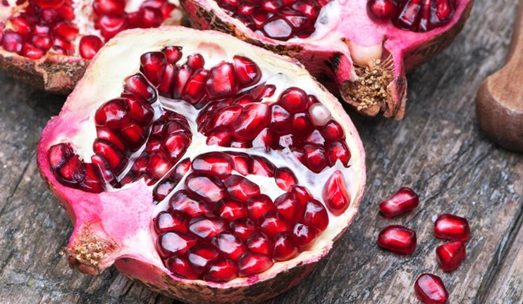 Myths and facts on pomegranate