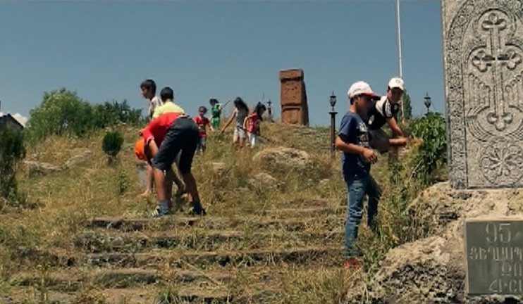 Ծաղկաշենը ծաղկեցնողները