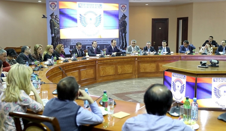 Defense Minister met with media representatives