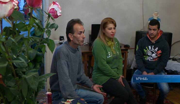 The Kasanjaryan family  that repatriated from Syria sends their third son to the Armenian Army