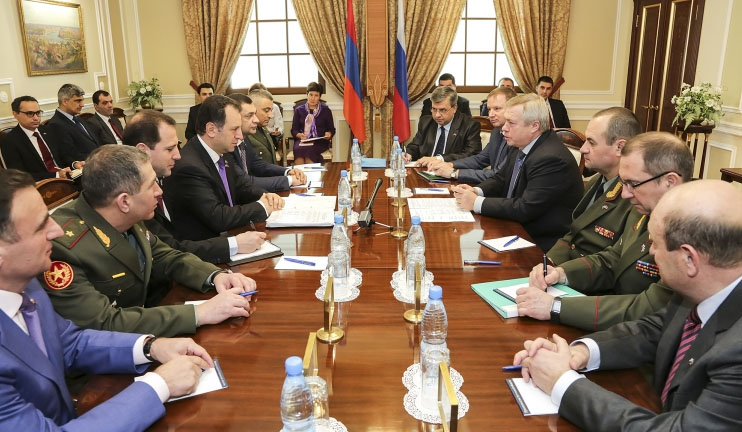 Vigen Sargsyan met with Russian Southern Military District Command