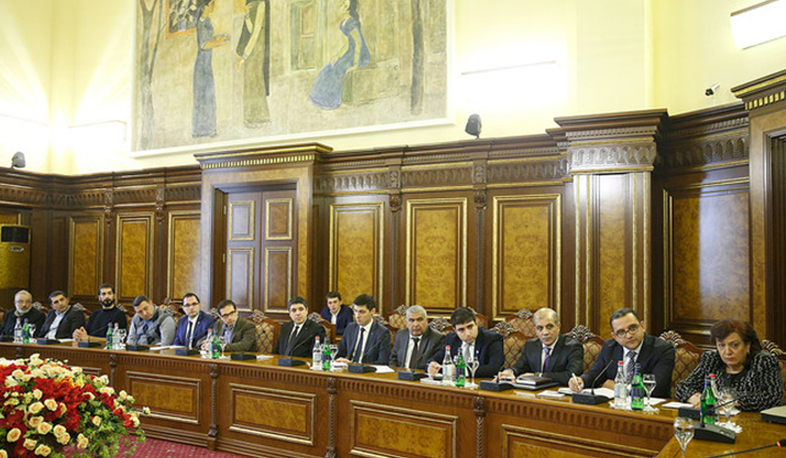 Prime Minister: Syrian-Armenians introduce a new business culture in Armenia