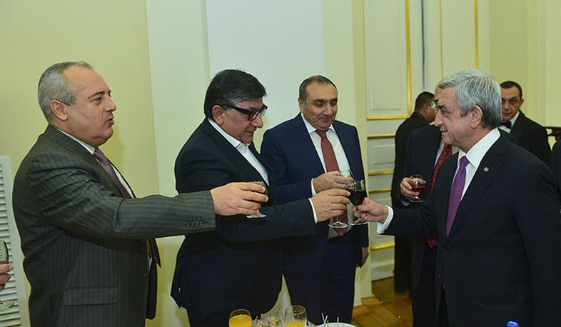 President Sargsyan receives business sector representatives