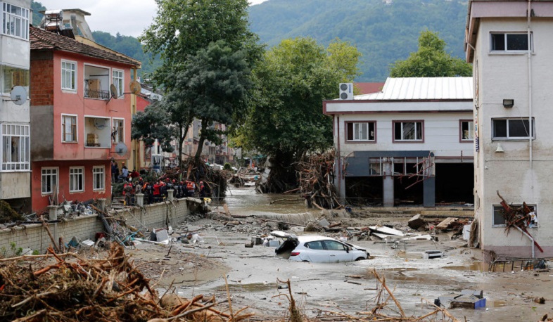 Death toll from northern Turkey floods rises to 27