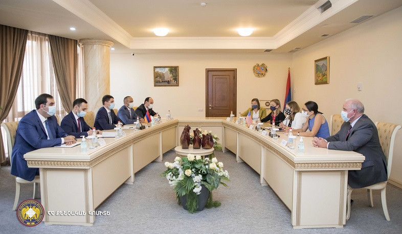 Արգիշտի Քյարամյանը ԱՄՆ դեսպանի հետ քննարկել է երկու երկրների իրավապահների արդյունավետ համագործակցությանը վերաբերող հարցեր