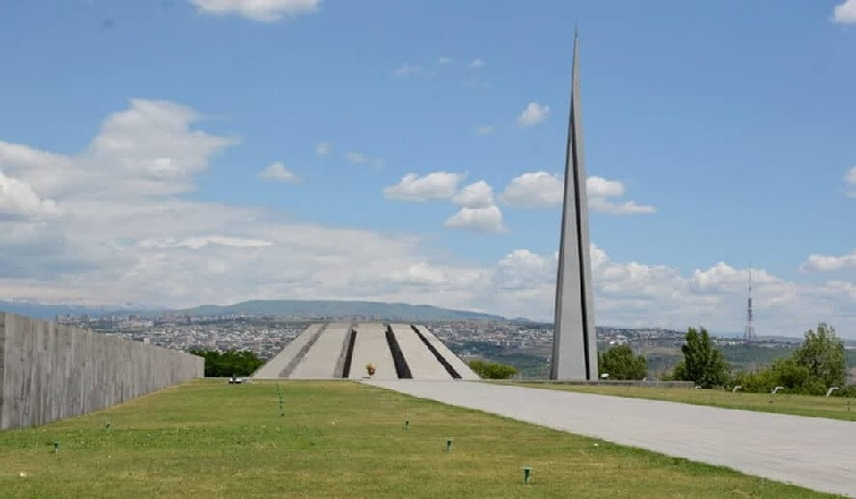 Luis Muşikivabo Erməni Soyqırımı Xatirə Kompleksini ziyarət edib