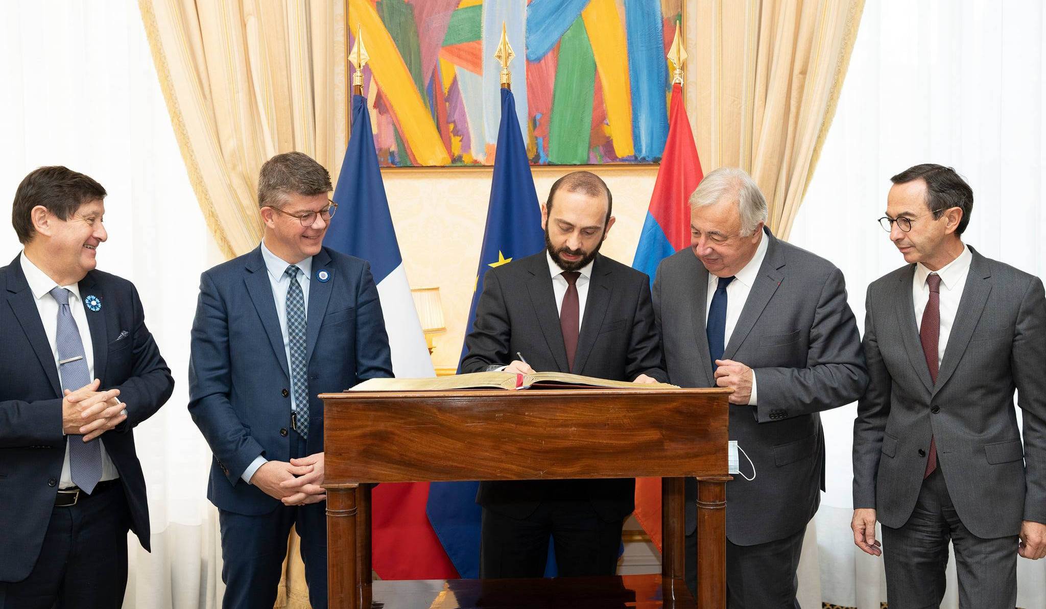 During meeting with President of French Senate Armenia’s Foreign Minister highlighted uninterrupted access of humanitarian organizations to Artsakh