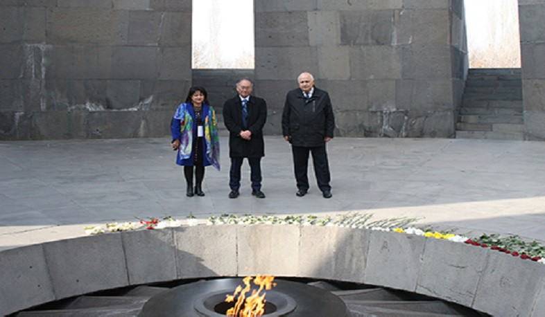 President and co-Chief Executive Officer of Synopsys Dr. Chi Foon Chan visited Armenian Genocide Memorial