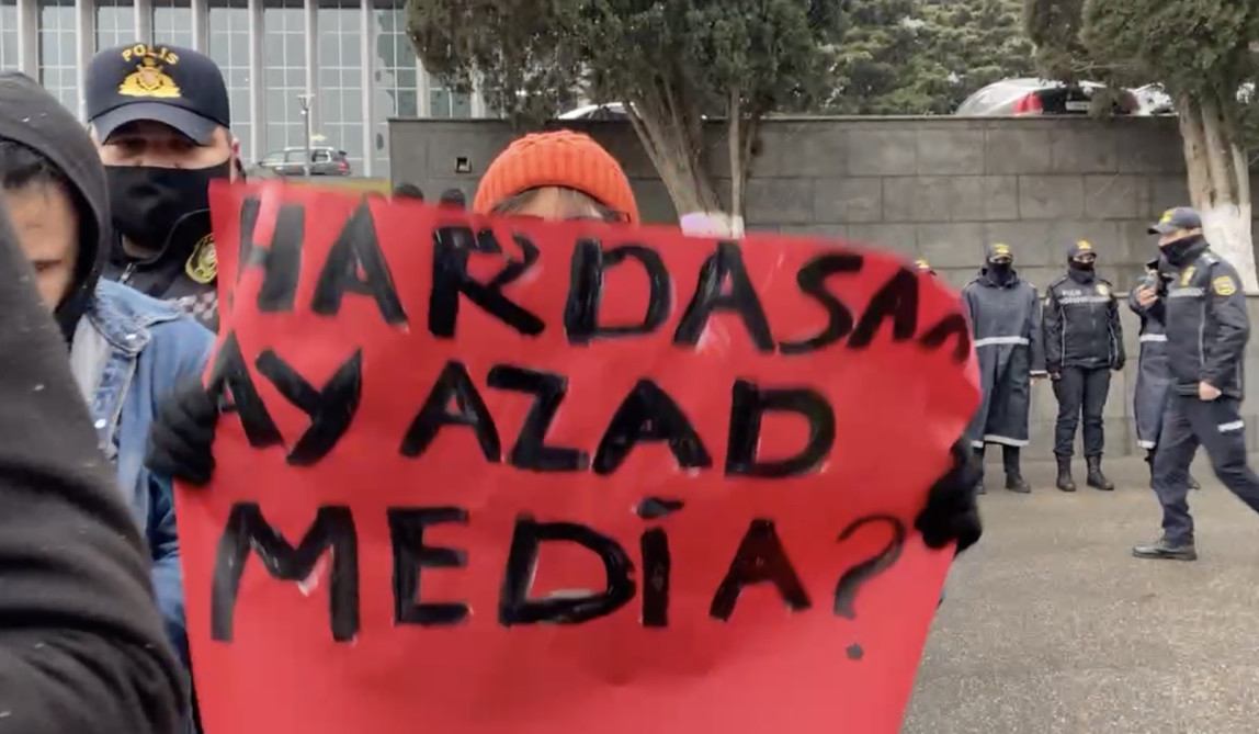 Azerbaijani Journalists Protest against New Media Law