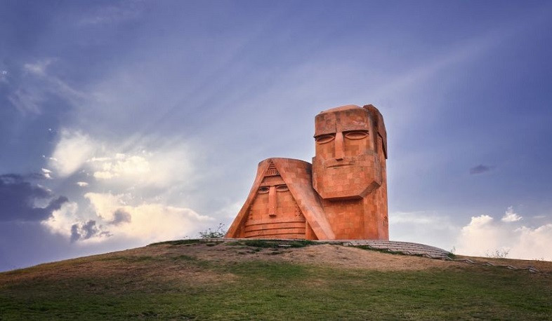 Issues related to development of Artsakh discussed