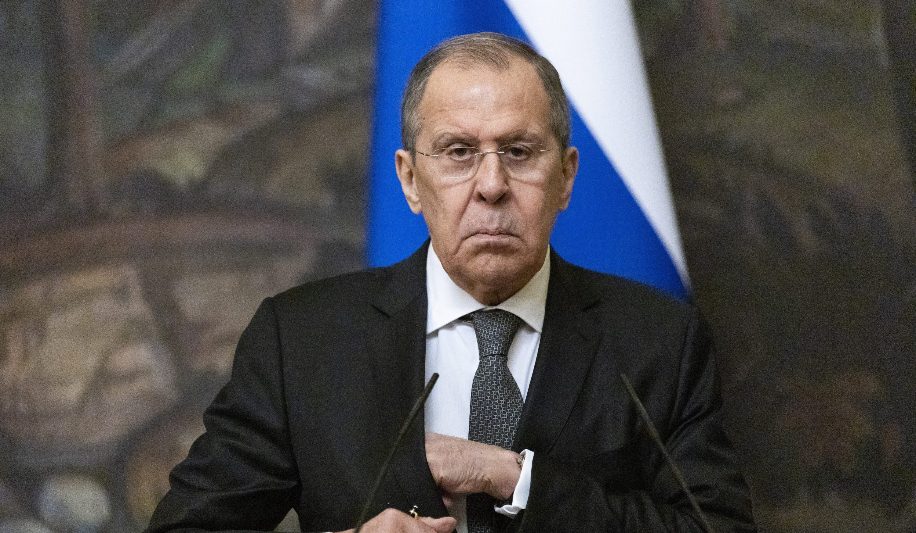 Presence of US nuclear weapons in Europe unacceptable, Russia calls to remove it: Lavrov