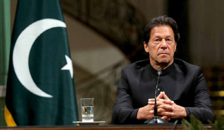 Pakistani Prime Minister Imran Khan resigns