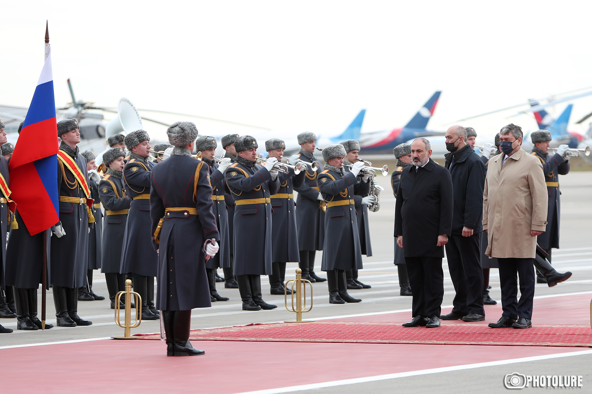 Nikol Pashinyan arrives in Russia on an official visit