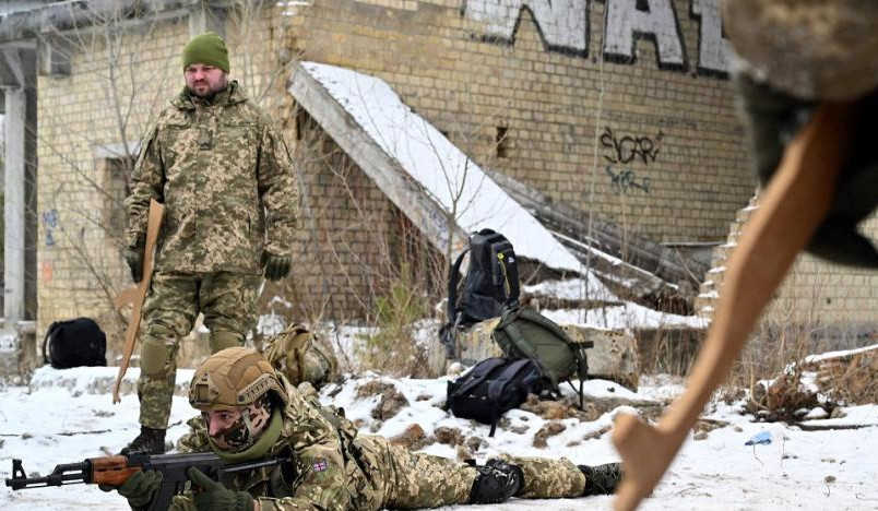 Ukrainian, Russian forces fight for 'every meter' in Severodonetsk