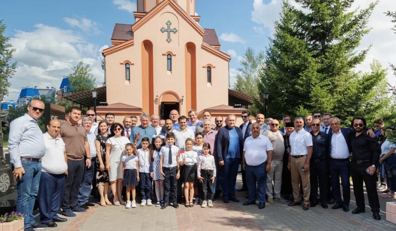 Delegation led by Hakob Arshakyan visits Armenian Apostolic Church in Krasnoyarsk