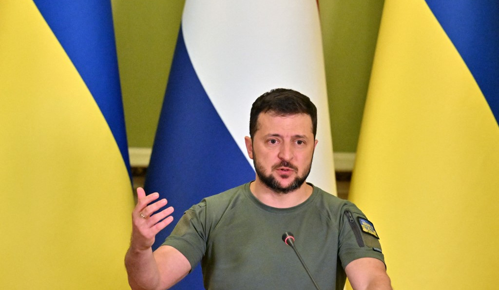 Zelensky fires security chief and top prosecutor