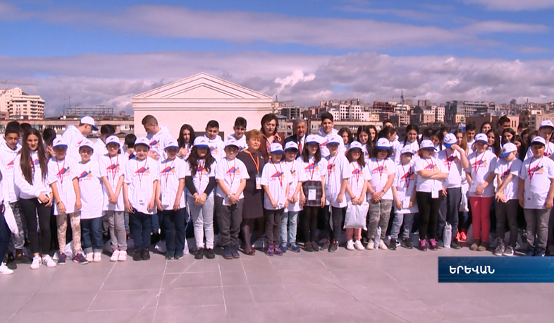 French Armenian pupils' spring break in Yerevan