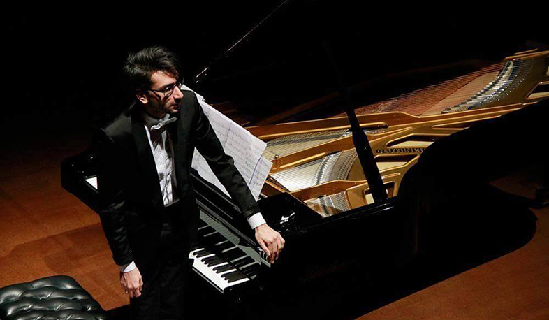 Hayk Melikyan Bach Recital at Aram Khachaturian Concert Hall