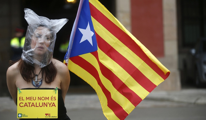 Catalan government demands independence referendum