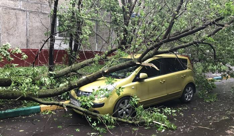 Deadly storm in Moscow leaves 16 dead