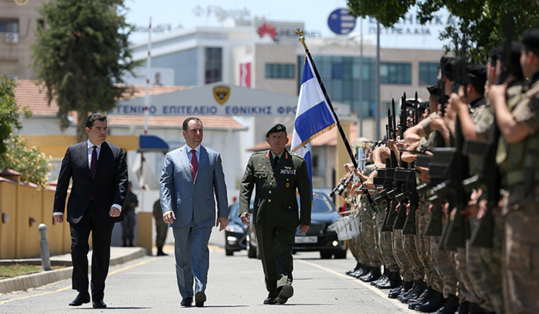 RA Defense Minister visits Cyprus