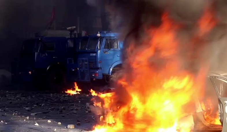 Fire on Khorenatsi Street in Yerevan