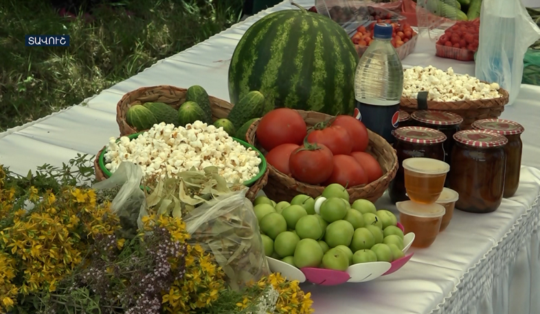 Dried fruit, fruits and vegetables at Tavush harvest feast